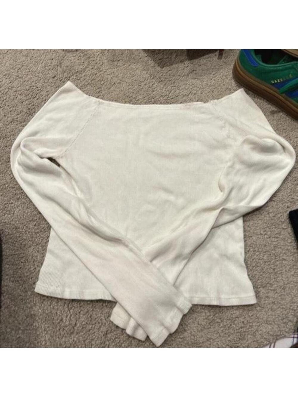 Brandy Melville Women's White and Cream Shirt
